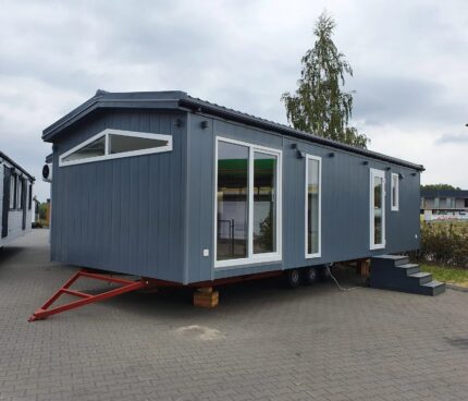 Casa Móvel Premium 10x4m (40m²) – Nova, Mobilada e Isolada (Acabamentos de Luxo)